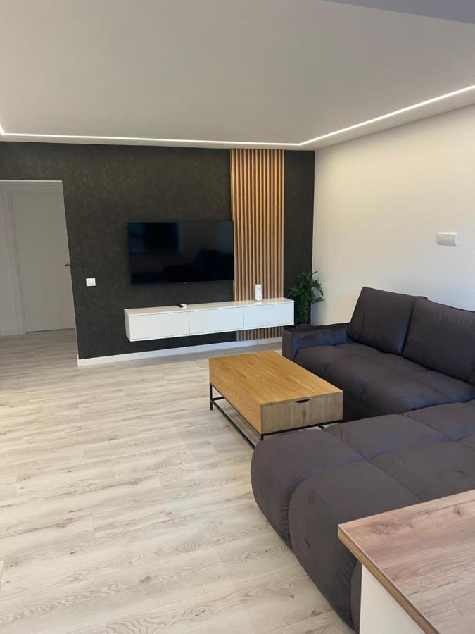 Modern Premium Apartment 1 Тырговиште Экстерьер фото